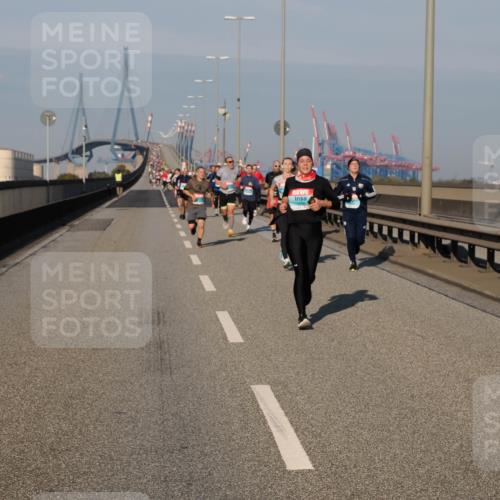 03.10.2025 - Köhlbrandbrückenlauf Fabian Wolf http://msf.ph/oto/9029823 03.10.2025 09:44:35 Position 3  meine-sportfotos.de