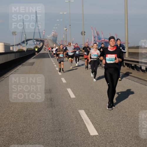 03.10.2025 - Köhlbrandbrückenlauf Fabian Wolf http://msf.ph/oto/9029865 03.10.2025 09:44:37 Position 3 1114 meine-sportfotos.de