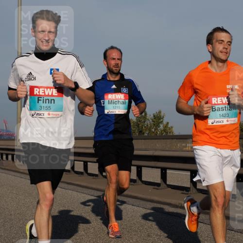 03.10.2025 - Köhlbrandbrückenlauf Fabian Wolf http://msf.ph/oto/9030337 03.10.2025 09:44:53 Position 3 3155, 1215, 1423 meine-sportfotos.de
