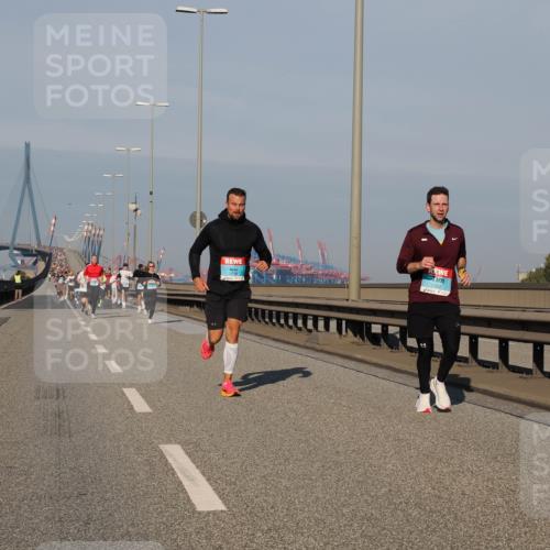 03.10.2025 - Köhlbrandbrückenlauf Fabian Wolf http://msf.ph/oto/9030500 03.10.2025 09:45:00 Position 3 3718 meine-sportfotos.de