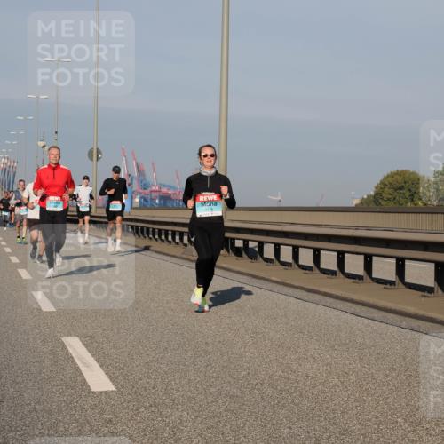 03.10.2025 - Köhlbrandbrückenlauf Fabian Wolf http://msf.ph/oto/9030678 03.10.2025 09:45:09 Position 3 3174 meine-sportfotos.de
