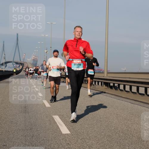 03.10.2025 - Köhlbrandbrückenlauf Fabian Wolf http://msf.ph/oto/9030746 03.10.2025 09:45:12 Position 3 3358 meine-sportfotos.de
