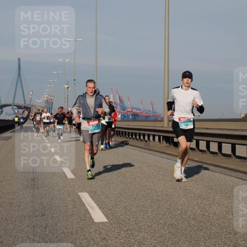 03.10.2025 - Köhlbrandbrückenlauf Fabian Wolf http://msf.ph/oto/9030856 03.10.2025 09:45:16 Position 3 1617, 1432 meine-sportfotos.de