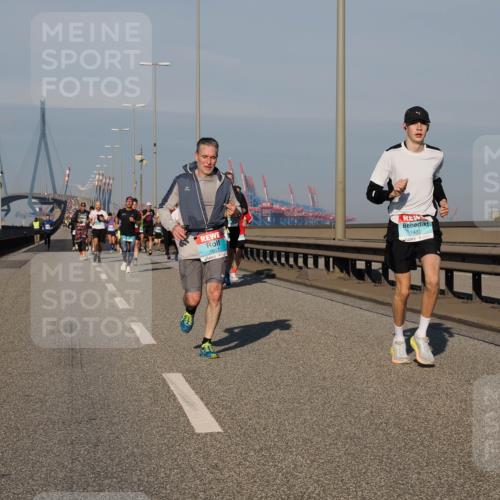03.10.2025 - Köhlbrandbrückenlauf Fabian Wolf http://msf.ph/oto/9030866 03.10.2025 09:45:16 Position 3 1617, 1432 meine-sportfotos.de