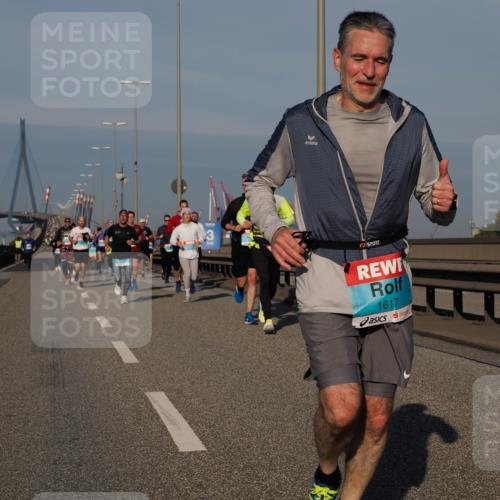 03.10.2025 - Köhlbrandbrückenlauf Fabian Wolf http://msf.ph/oto/9030927 03.10.2025 09:45:18 Position 3 3, 1617 meine-sportfotos.de