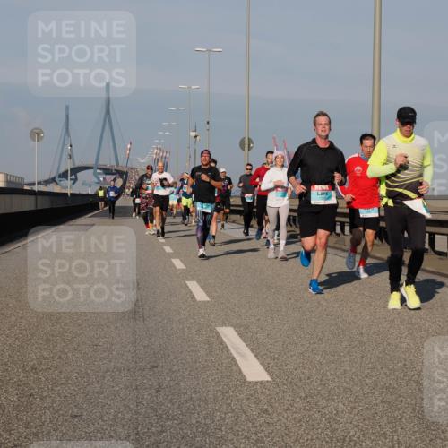 03.10.2025 - Köhlbrandbrückenlauf Fabian Wolf http://msf.ph/oto/9030944 03.10.2025 09:45:20 Position 3 1067 meine-sportfotos.de