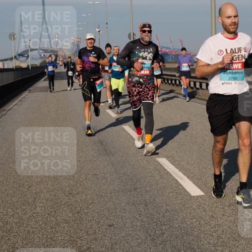 03.10.2025 - Köhlbrandbrückenlauf Fabian Wolf http://msf.ph/oto/9031143 03.10.2025 09:45:27 Position 3 2788 meine-sportfotos.de