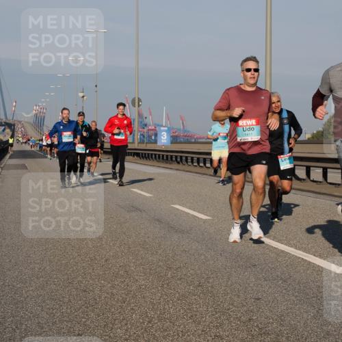 03.10.2025 - Köhlbrandbrückenlauf Fabian Wolf http://msf.ph/oto/9031239 03.10.2025 09:45:31 Position 3 3, 1411, 48, 1237 meine-sportfotos.de