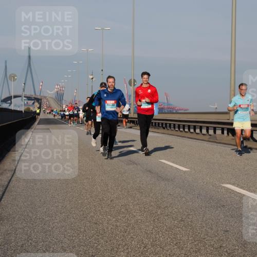 03.10.2025 - Köhlbrandbrückenlauf Fabian Wolf http://msf.ph/oto/9031284 03.10.2025 09:45:33 Position 3  meine-sportfotos.de