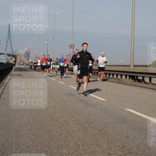 03.10.2025 - Köhlbrandbrückenlauf Fabian Wolf http://msf.ph/oto/9031412 03.10.2025 09:45:39 Position 3  meine-sportfotos.de