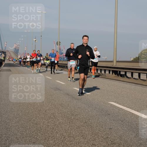 03.10.2025 - Köhlbrandbrückenlauf Fabian Wolf http://msf.ph/oto/9031433 03.10.2025 09:45:40 Position 3  meine-sportfotos.de