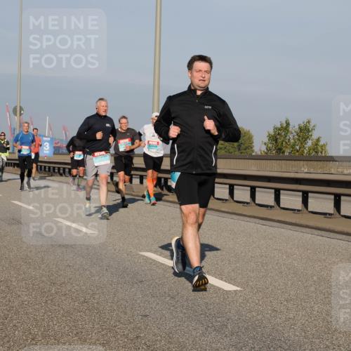 03.10.2025 - Köhlbrandbrückenlauf Fabian Wolf http://msf.ph/oto/9031471 03.10.2025 09:45:41 Position 3 3 meine-sportfotos.de