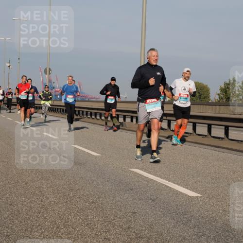 03.10.2025 - Köhlbrandbrückenlauf Fabian Wolf http://msf.ph/oto/9031480 03.10.2025 09:45:42 Position 3 3137 meine-sportfotos.de
