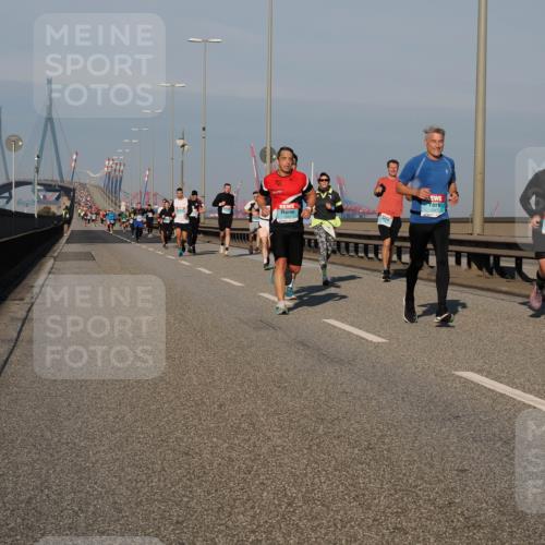 03.10.2025 - Köhlbrandbrückenlauf Fabian Wolf http://msf.ph/oto/9031526 03.10.2025 09:45:45 Position 3 1 meine-sportfotos.de