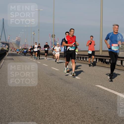 03.10.2025 - Köhlbrandbrückenlauf Fabian Wolf http://msf.ph/oto/9031549 03.10.2025 09:45:46 Position 3 1247, 2709 meine-sportfotos.de