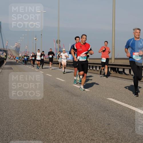 03.10.2025 - Köhlbrandbrückenlauf Fabian Wolf http://msf.ph/oto/9031553 03.10.2025 09:45:46 Position 3 1297, 1247 meine-sportfotos.de