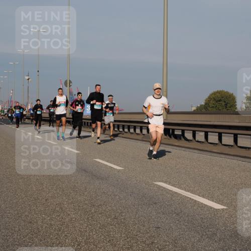 03.10.2025 - Köhlbrandbrückenlauf Fabian Wolf http://msf.ph/oto/9031599 03.10.2025 09:45:50 Position 3  meine-sportfotos.de