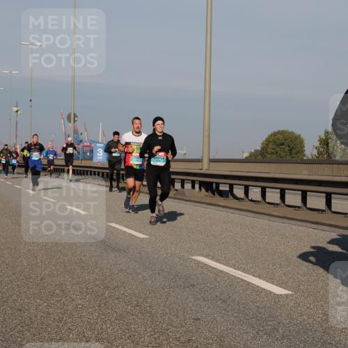 03.10.2025 - Köhlbrandbrückenlauf Fabian Wolf http://msf.ph/oto/9031686 03.10.2025 09:45:56 Position 3 3343 meine-sportfotos.de