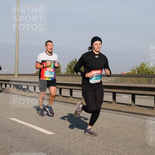 03.10.2025 - Köhlbrandbrückenlauf Fabian Wolf http://msf.ph/oto/9031735 03.10.2025 09:45:59 Position 3 1248, 2884 meine-sportfotos.de