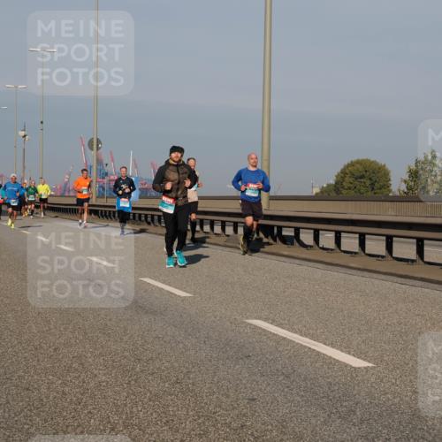 03.10.2025 - Köhlbrandbrückenlauf Fabian Wolf http://msf.ph/oto/9031851 03.10.2025 09:46:06 Position 3  meine-sportfotos.de