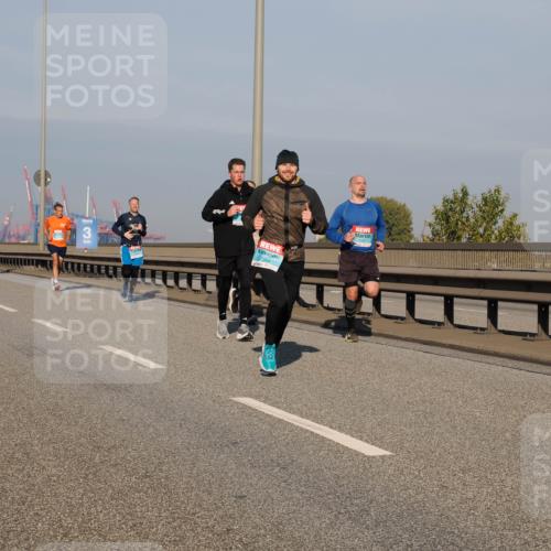 03.10.2025 - Köhlbrandbrückenlauf Fabian Wolf http://msf.ph/oto/9031891 03.10.2025 09:46:08 Position 3 3, 2959 meine-sportfotos.de