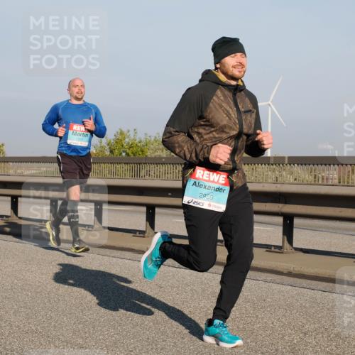 03.10.2025 - Köhlbrandbrückenlauf Fabian Wolf http://msf.ph/oto/9031936 03.10.2025 09:46:10 Position 3 1122, 1157, 2959 meine-sportfotos.de