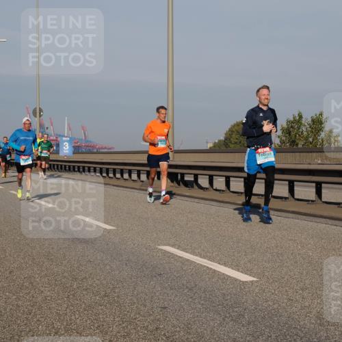 03.10.2025 - Köhlbrandbrückenlauf Fabian Wolf http://msf.ph/oto/9031975 03.10.2025 09:46:13 Position 3  meine-sportfotos.de