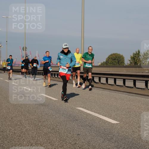 03.10.2025 - Köhlbrandbrückenlauf Fabian Wolf http://msf.ph/oto/9032104 03.10.2025 09:46:19 Position 3 1330 meine-sportfotos.de