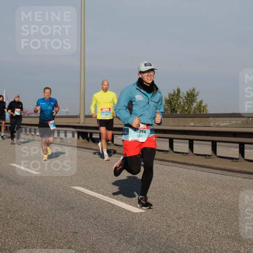 03.10.2025 - Köhlbrandbrückenlauf Fabian Wolf http://msf.ph/oto/9032135 03.10.2025 09:46:20 Position 3 1330 meine-sportfotos.de