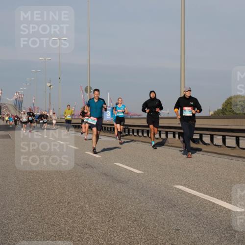 03.10.2025 - Köhlbrandbrückenlauf Fabian Wolf http://msf.ph/oto/9032187 03.10.2025 09:46:23 Position 3  meine-sportfotos.de