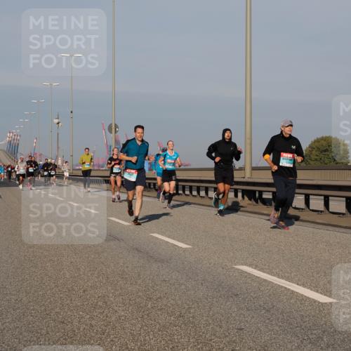 03.10.2025 - Köhlbrandbrückenlauf Fabian Wolf http://msf.ph/oto/9032192 03.10.2025 09:46:23 Position 3  meine-sportfotos.de