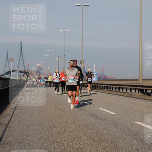 03.10.2025 - Köhlbrandbrückenlauf Fabian Wolf http://msf.ph/oto/9032393 03.10.2025 09:46:34 Position 3 1071 meine-sportfotos.de