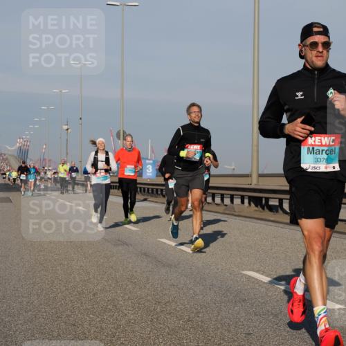 03.10.2025 - Köhlbrandbrückenlauf Fabian Wolf http://msf.ph/oto/9032470 03.10.2025 09:46:38 Position 3 3378 meine-sportfotos.de