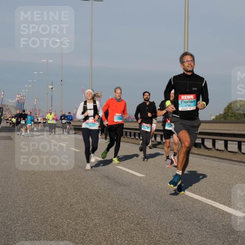 03.10.2025 - Köhlbrandbrückenlauf Fabian Wolf http://msf.ph/oto/9032496 03.10.2025 09:46:39 Position 3 1553, 2796 meine-sportfotos.de