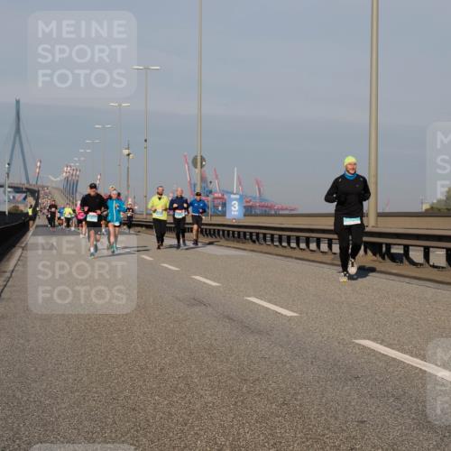03.10.2025 - Köhlbrandbrückenlauf Fabian Wolf http://msf.ph/oto/9032573 03.10.2025 09:46:43 Position 3 3 meine-sportfotos.de