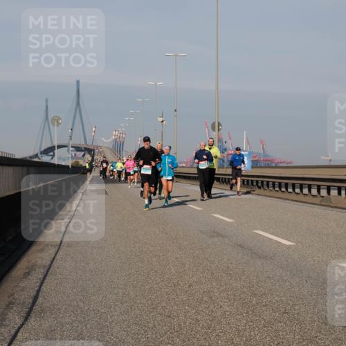 03.10.2025 - Köhlbrandbrückenlauf Fabian Wolf http://msf.ph/oto/9032614 03.10.2025 09:46:45 Position 3  meine-sportfotos.de