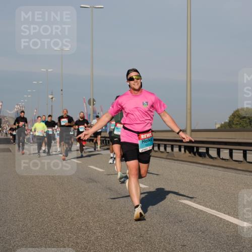 03.10.2025 - Köhlbrandbrückenlauf Fabian Wolf http://msf.ph/oto/9032828 03.10.2025 09:46:58 Position 3 1826 meine-sportfotos.de