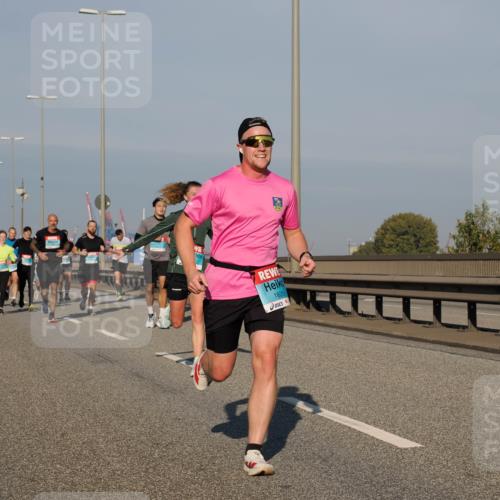 03.10.2025 - Köhlbrandbrückenlauf Fabian Wolf http://msf.ph/oto/9032836 03.10.2025 09:46:58 Position 3 1826 meine-sportfotos.de