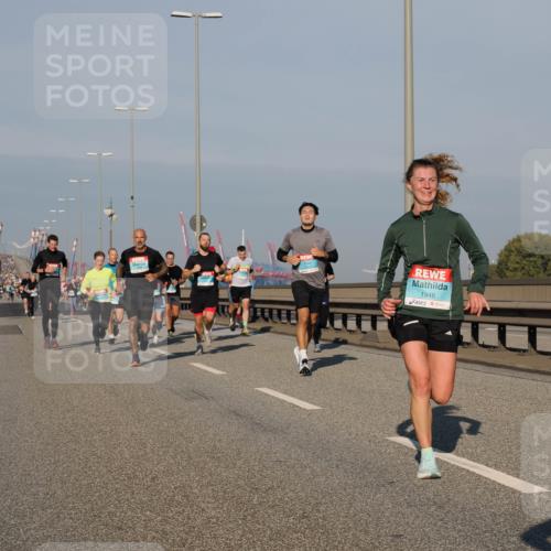 03.10.2025 - Köhlbrandbrückenlauf Fabian Wolf http://msf.ph/oto/9032850 03.10.2025 09:46:59 Position 3 1946 meine-sportfotos.de