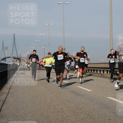 03.10.2025 - Köhlbrandbrückenlauf Fabian Wolf http://msf.ph/oto/9032887 03.10.2025 09:47:01 Position 3  meine-sportfotos.de