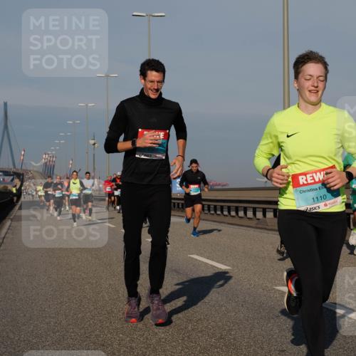 03.10.2025 - Köhlbrandbrückenlauf Fabian Wolf http://msf.ph/oto/9032973 03.10.2025 09:47:05 Position 3 1368, 1110, 10, 3264 meine-sportfotos.de