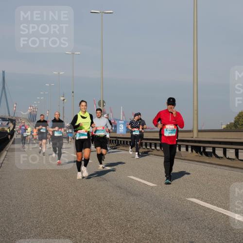 03.10.2025 - Köhlbrandbrückenlauf Fabian Wolf http://msf.ph/oto/9033077 03.10.2025 09:47:10 Position 3 3 meine-sportfotos.de