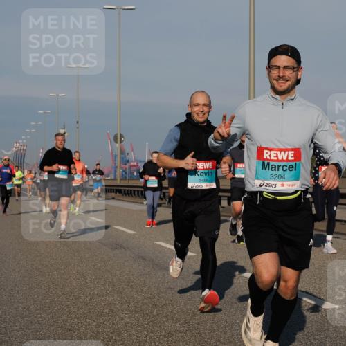 03.10.2025 - Köhlbrandbrückenlauf Fabian Wolf http://msf.ph/oto/9033165 03.10.2025 09:47:14 Position 3 1468, 3204 meine-sportfotos.de
