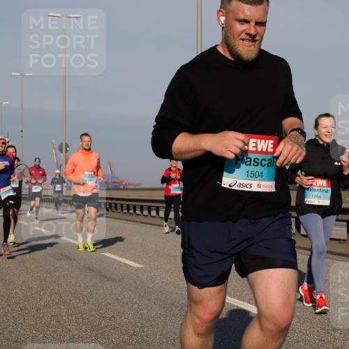 03.10.2025 - Köhlbrandbrückenlauf Fabian Wolf http://msf.ph/oto/9033248 03.10.2025 09:47:18 Position 3 1504, 1284 meine-sportfotos.de