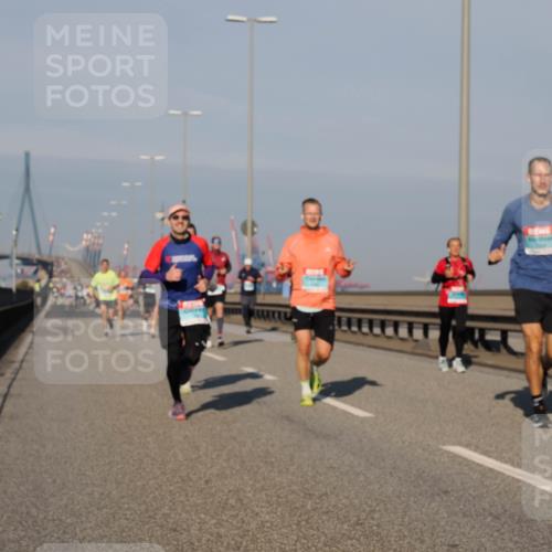 03.10.2025 - Köhlbrandbrückenlauf Fabian Wolf http://msf.ph/oto/9033259 03.10.2025 09:47:19 Position 3  meine-sportfotos.de