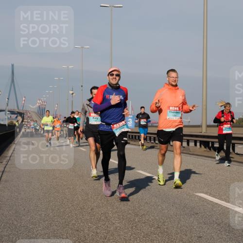 03.10.2025 - Köhlbrandbrückenlauf Fabian Wolf http://msf.ph/oto/9033270 03.10.2025 09:47:20 Position 3 1380, 1292, 10 meine-sportfotos.de