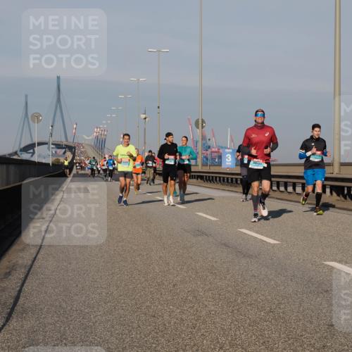 03.10.2025 - Köhlbrandbrückenlauf Fabian Wolf http://msf.ph/oto/9033318 03.10.2025 09:47:22 Position 3 3 meine-sportfotos.de