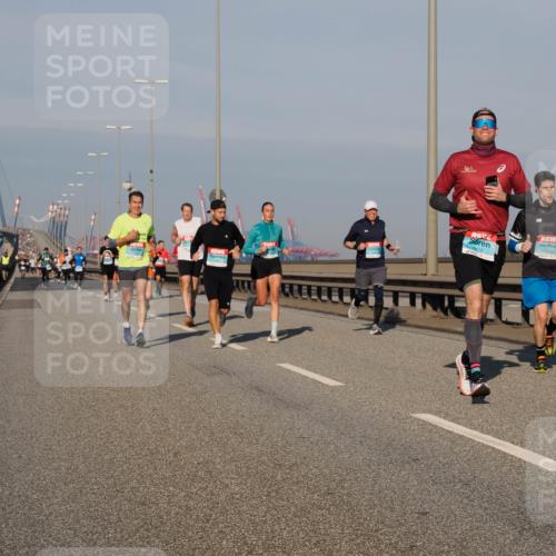 03.10.2025 - Köhlbrandbrückenlauf Fabian Wolf http://msf.ph/oto/9033363 03.10.2025 09:47:24 Position 3 1316, 3118 meine-sportfotos.de