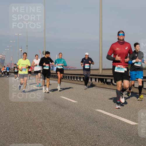 03.10.2025 - Köhlbrandbrückenlauf Fabian Wolf http://msf.ph/oto/9033367 03.10.2025 09:47:24 Position 3 3118 meine-sportfotos.de