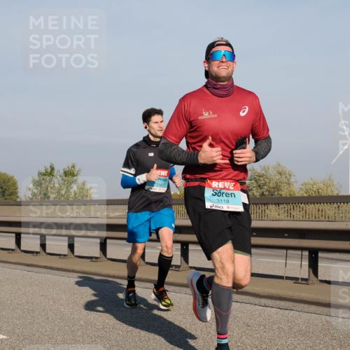 03.10.2025 - Köhlbrandbrückenlauf Fabian Wolf http://msf.ph/oto/9033398 03.10.2025 09:47:26 Position 3 10, 1316, 3118 meine-sportfotos.de